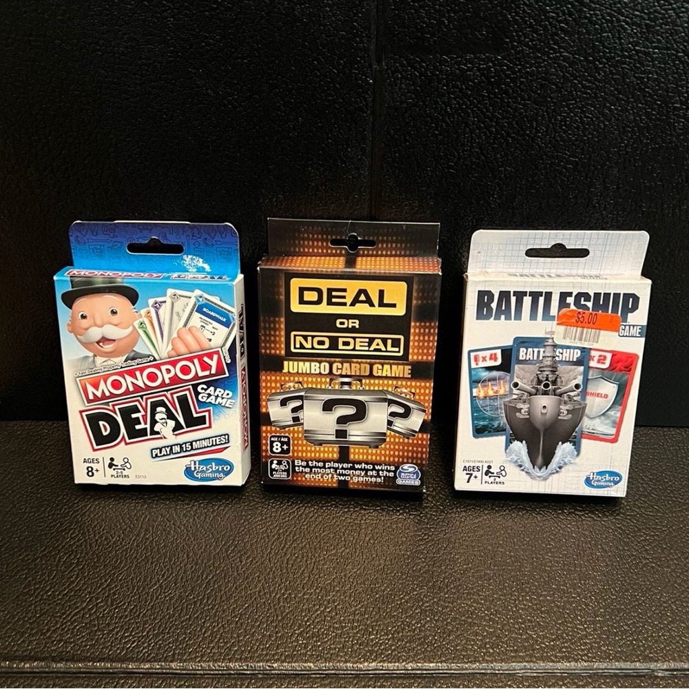 Hasbro Card Game Trio: Blue, Black, Gray
